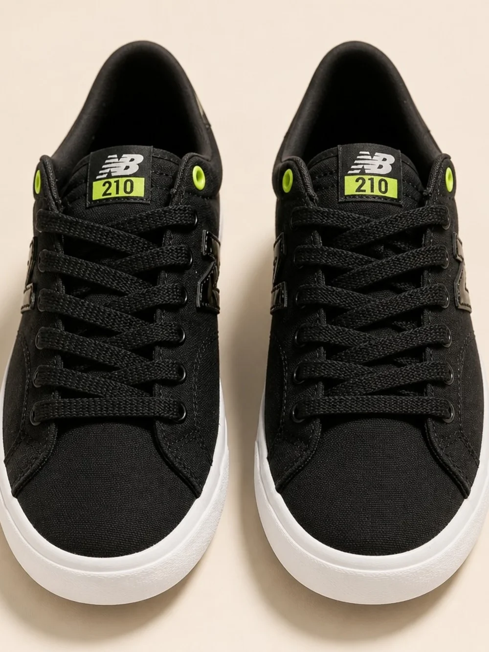 New Balance low top